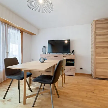 Renove Situe Dans Les Bains D'ovronnaz, Immeuble Les Sources * オヴロナ